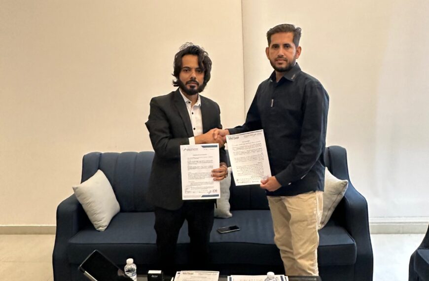 Signing a Partnership and Distribution Agreement with Switch AI Arab, for APEX
