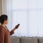 نظام التحكم الذكي بالستائر